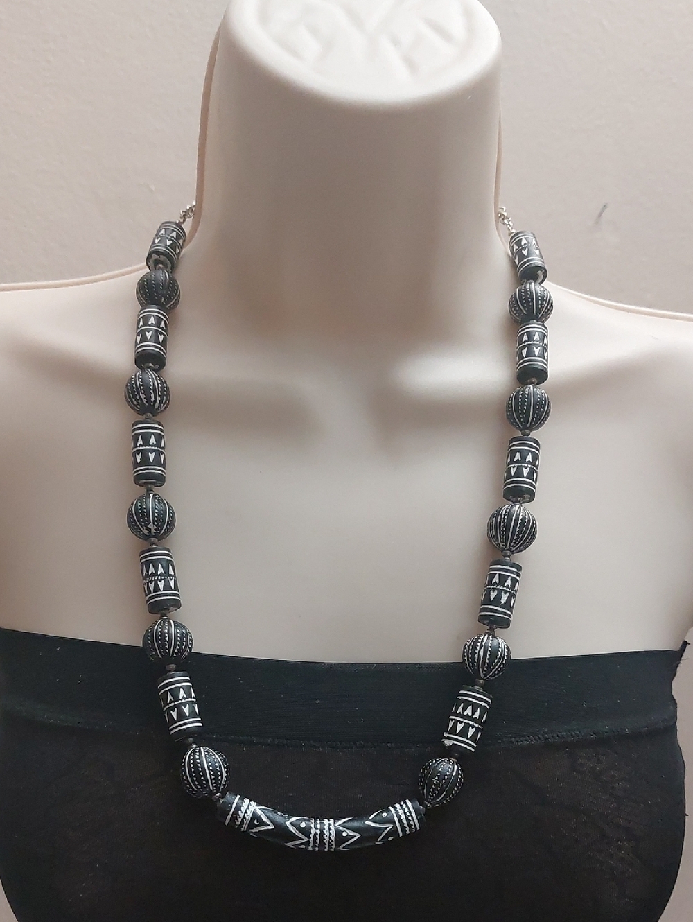 Vtg Terracotta Black White Carved Wood Beads Tribal Bohemian Statement Necklace